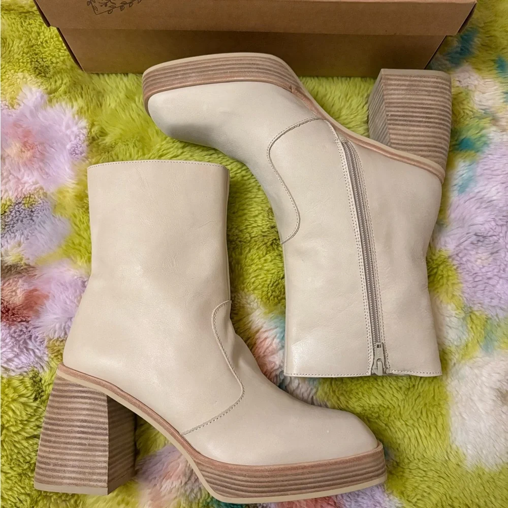 Free People cream ankle